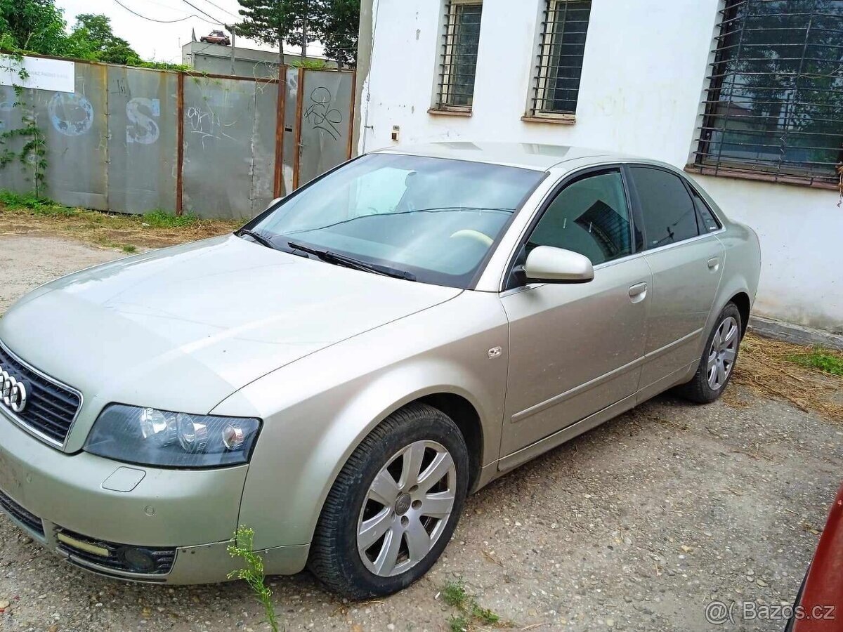 AUDI A4-2.5TDI