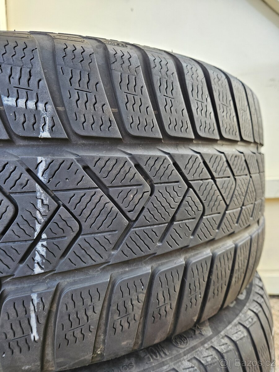 275/35R19 100V XL RFT Winter Sottozero 3 MOE/ PIRELLI