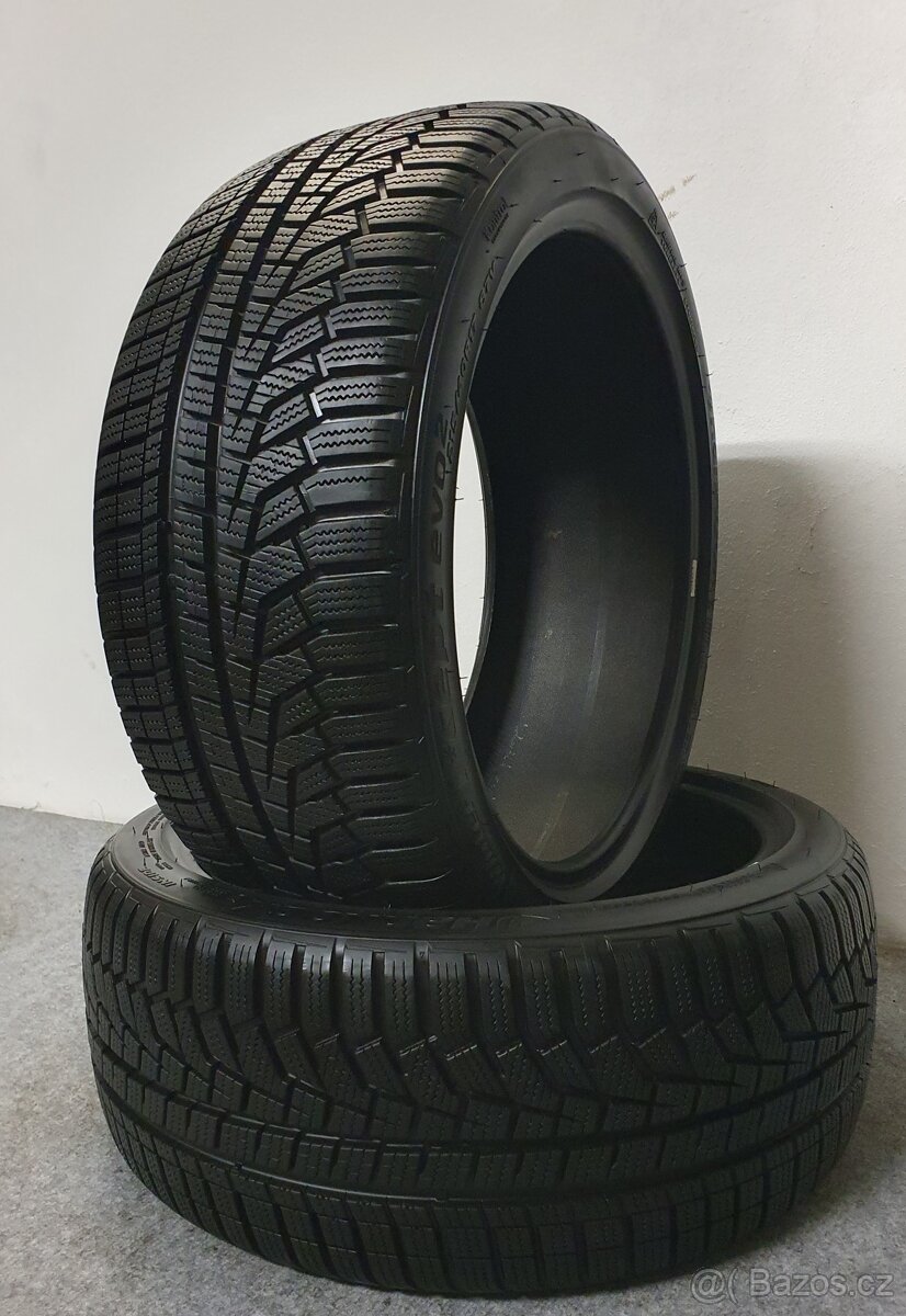 2x ZÁNOVNÍ 215/40 R17 Zimní pneu Hankook Winter icept evo 2