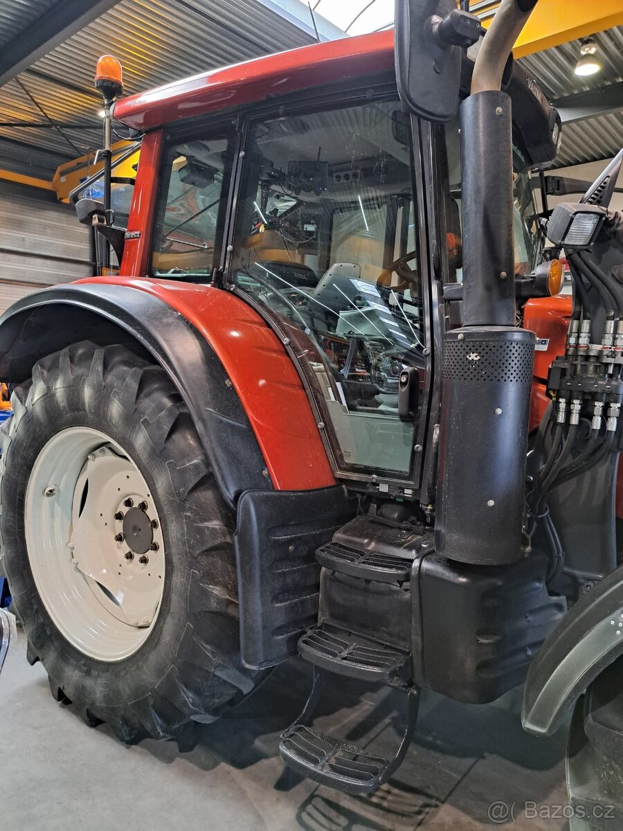 Traktor Valtra N143d