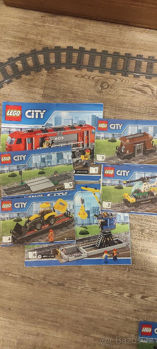 Lego City 60098 Nákladní vlak + koleje + vagón s krávou