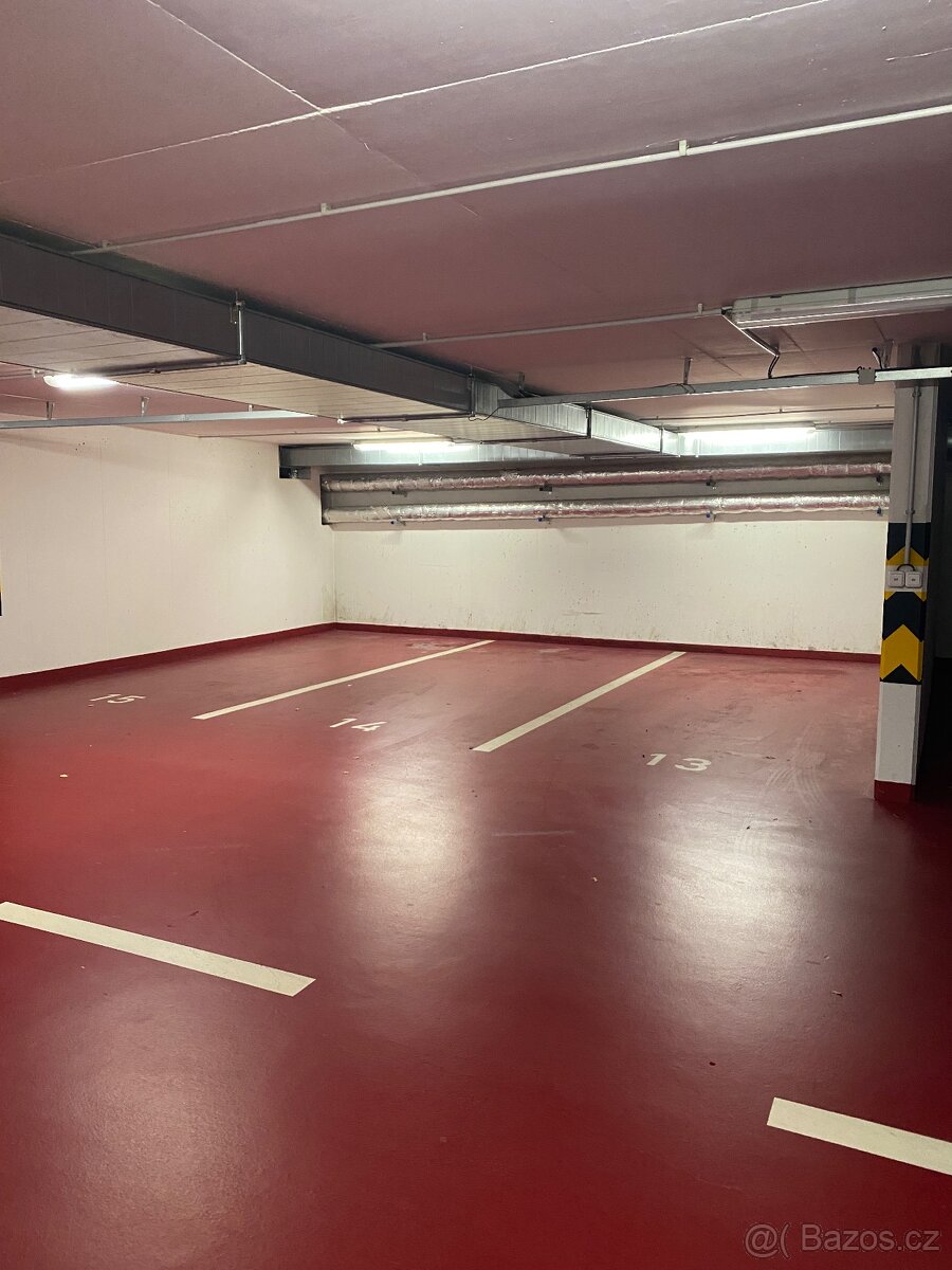 Parkovací stání 13m²