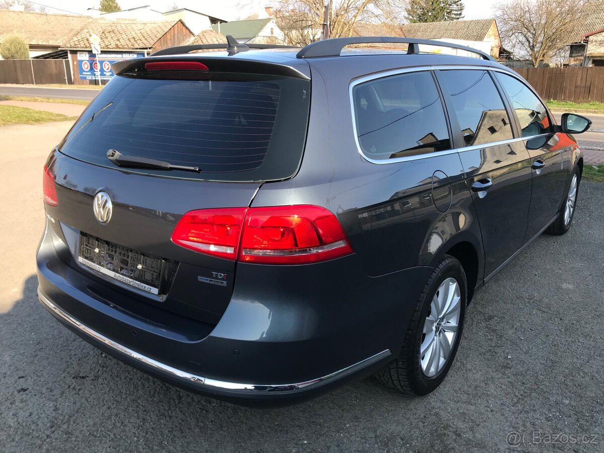 VW PASSAT 1.6 TDI SERVISNÍ KNIHA PROTOKOLY STK 140.860 km