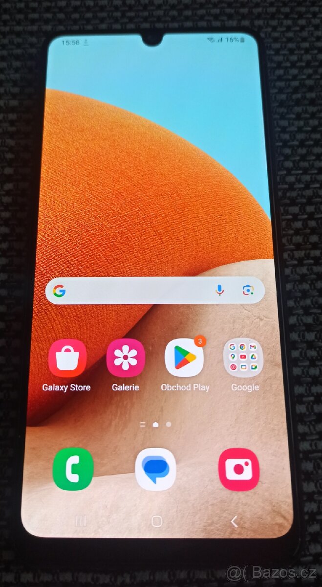 Mobilní telefon Samsung a32, 4/128GB, pěkný