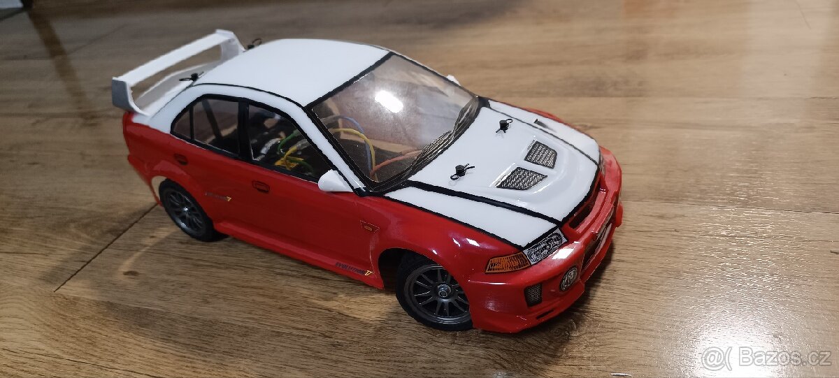 Lancer Evo 5. 1/10