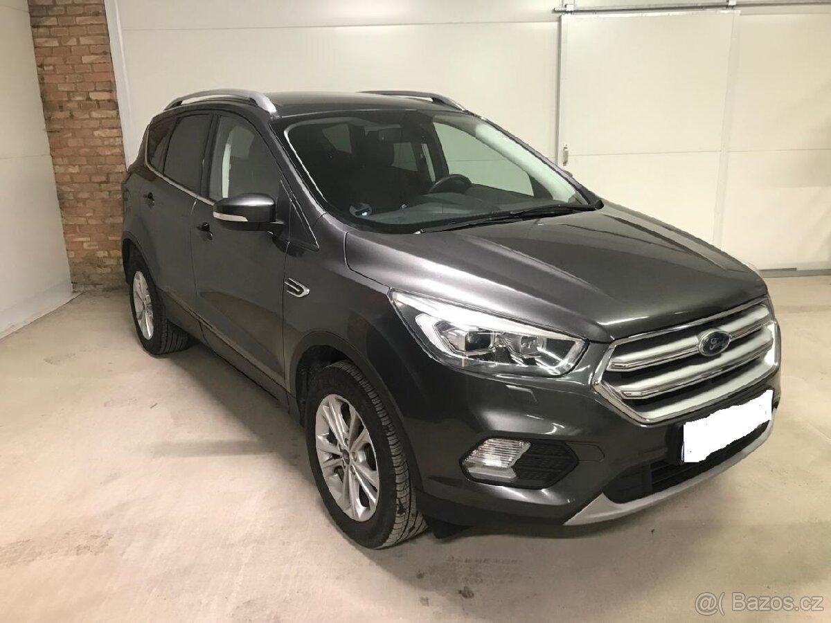 Ford Kuga 2,0TDCi-132kw-Titanium-AWD-1.majitel-prav.servis