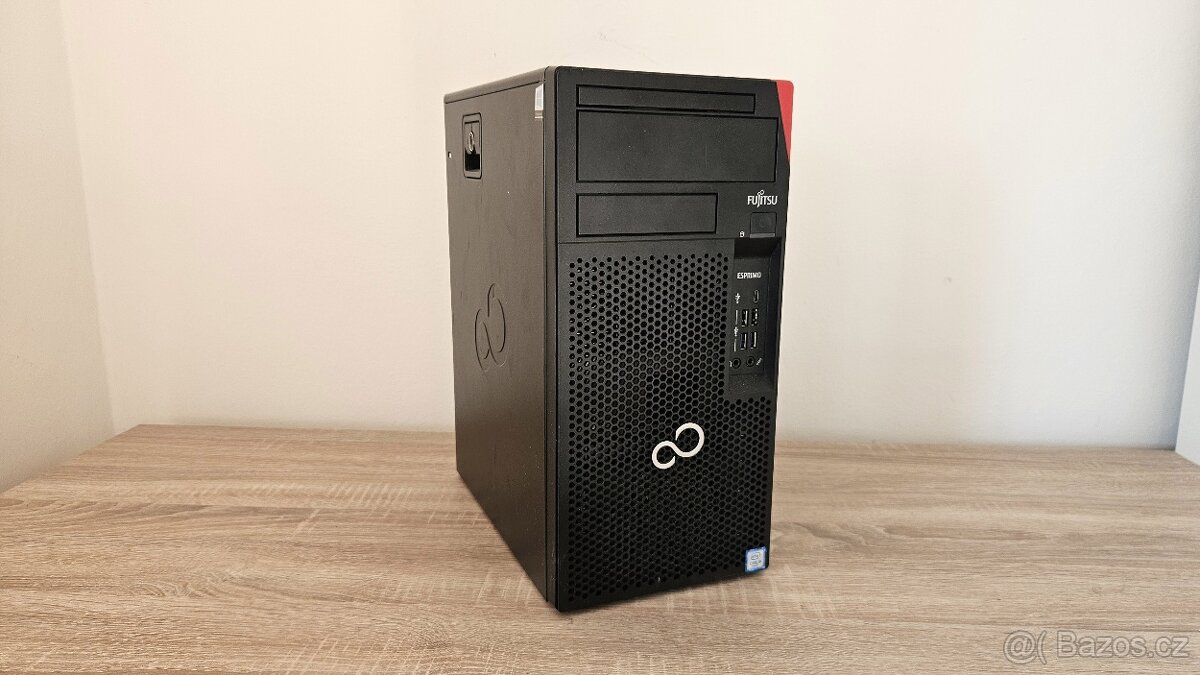 Počítač Fujitsu i na hry (i5-6600, 16 GB RAM, GTX 1050 Ti)