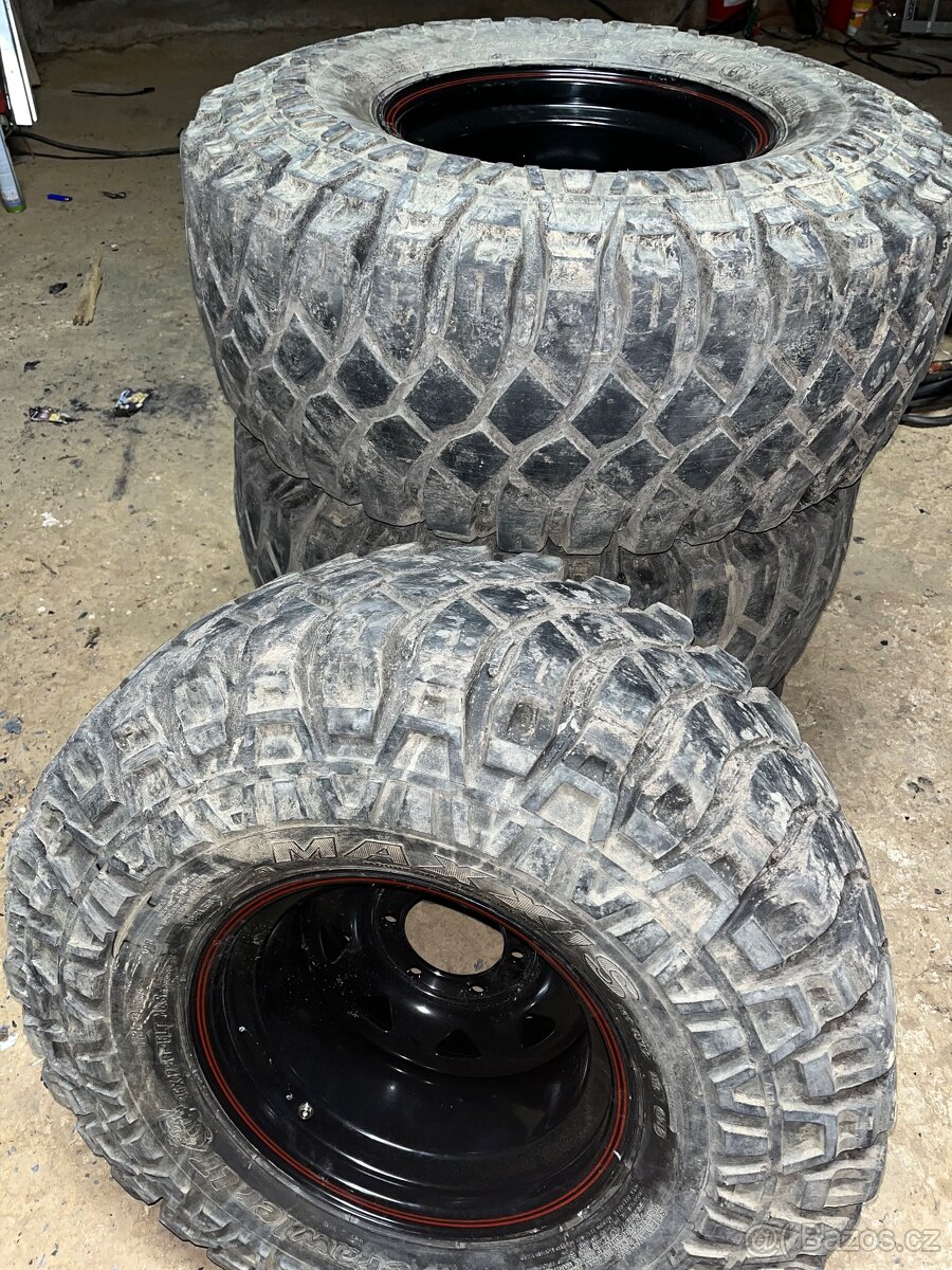 Maxxis crawler 35x12.5 r15 et-50 10J