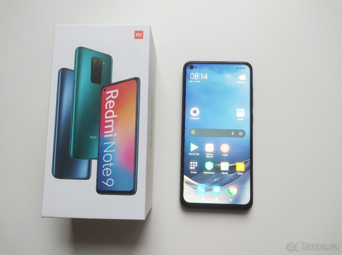 Xiaomi Redmi Note 9, displej 6.53 " s rozlišením 2340 x 1080