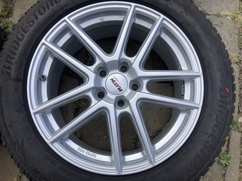 Alu kola PLATIN 18" 5x114,3 zimní BRIDGESTONE 225/60R18