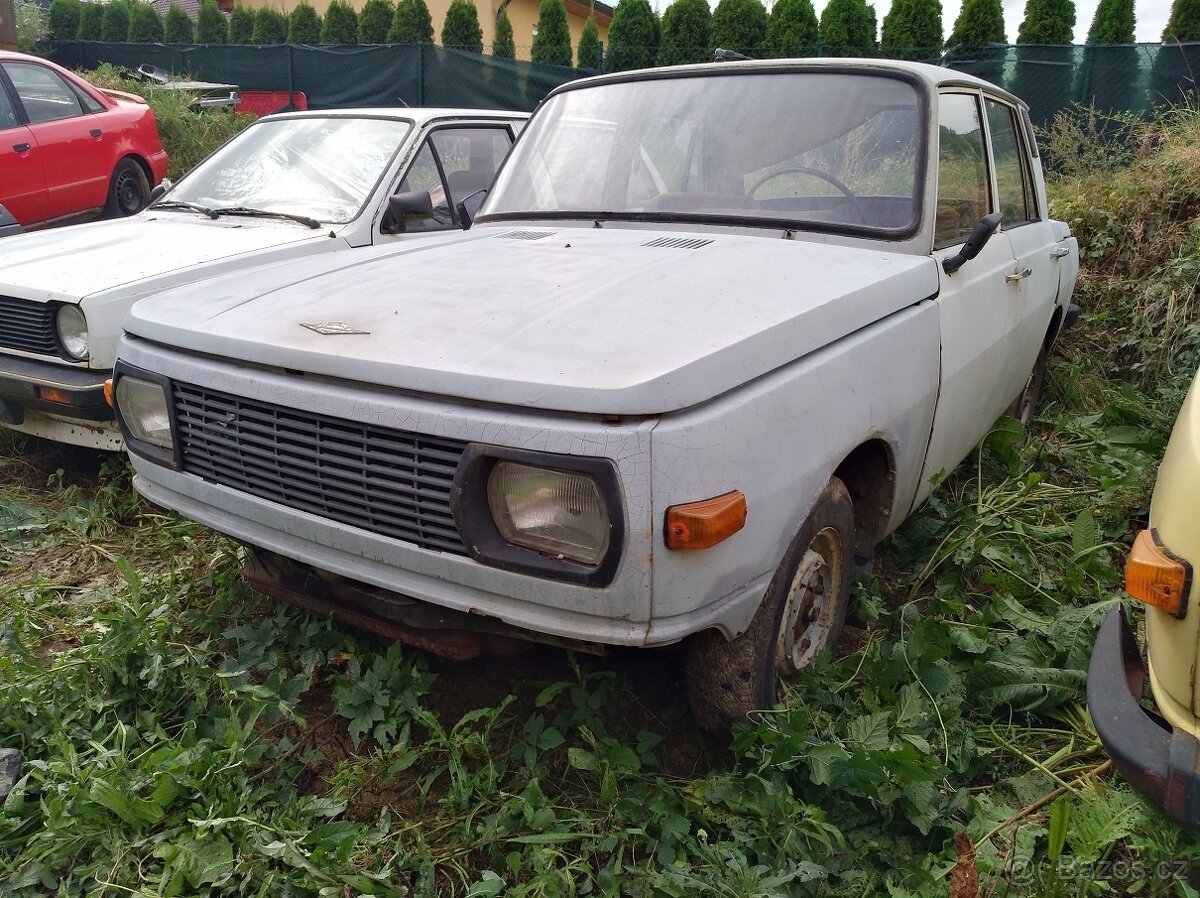 Wartburg 353 r.v.1971 šedý