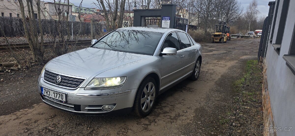 VW PHAETON 3.2i 177kw rok-2004 najeto 256tis/km.