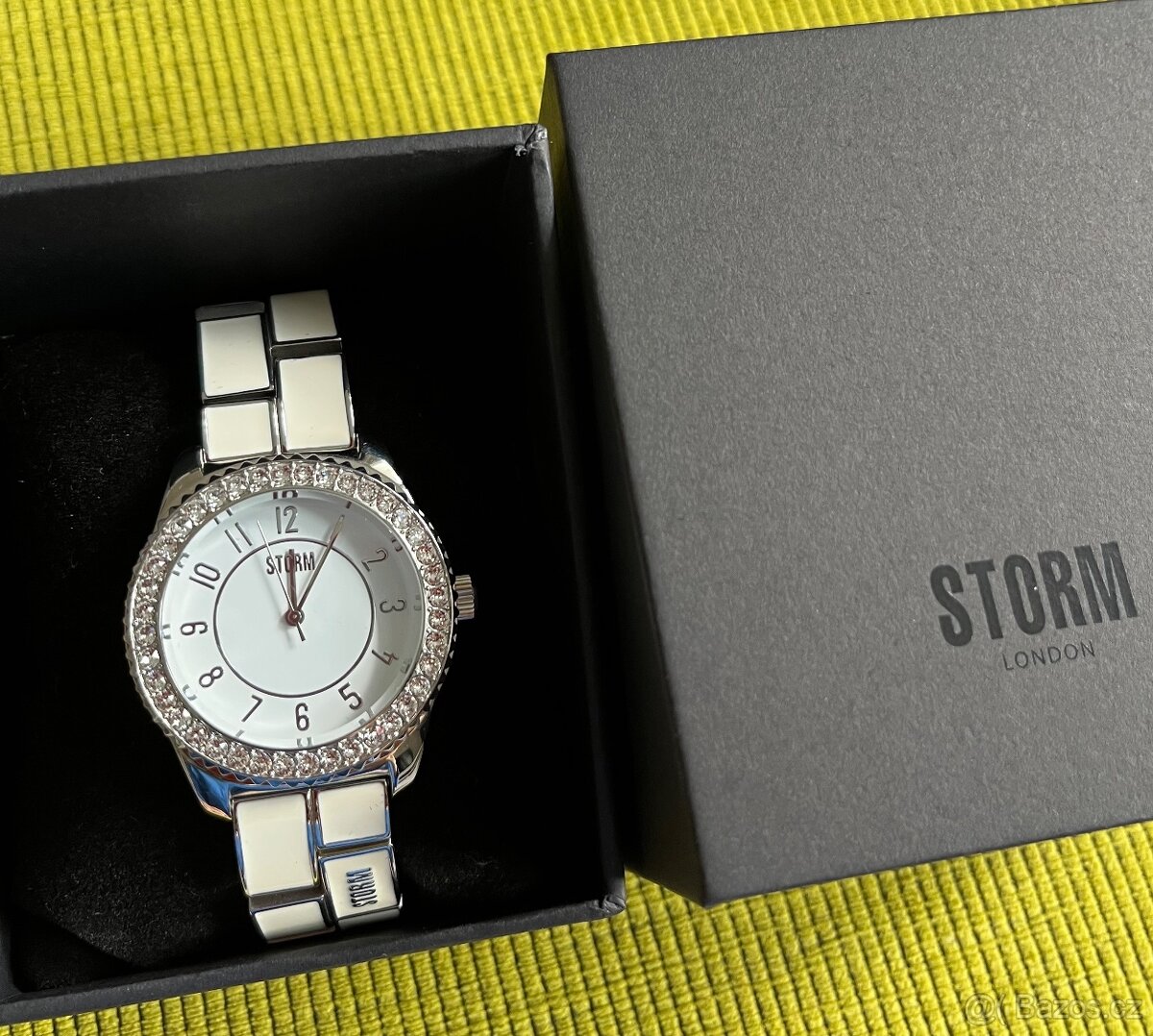 Dám. bílé hodinky Storm, Swarovski kamínky, sleva 3.490 Kč