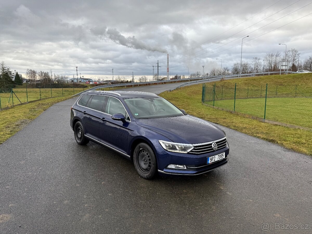 VW passat 2019 2.0tdi 140kw DSG TOP výbava i stav