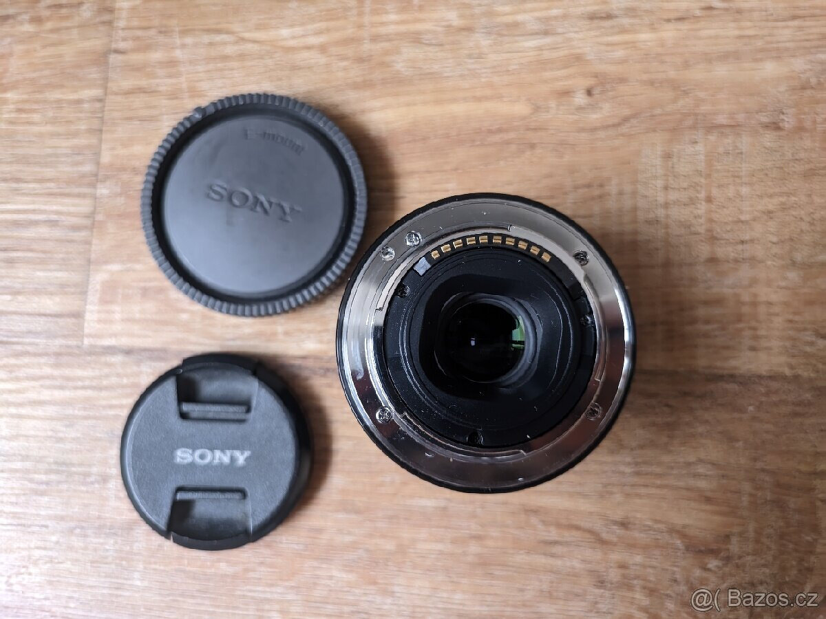 Sony 35mm f/1.8 OSS (SEL-35F18) - APS-C. 5900 Kč