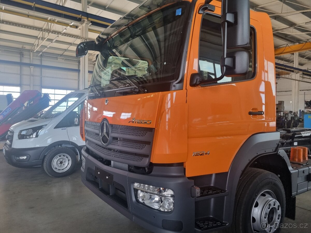 MERCEDES ATEGO 1524 NOSIČ KONTEJNERU 10T