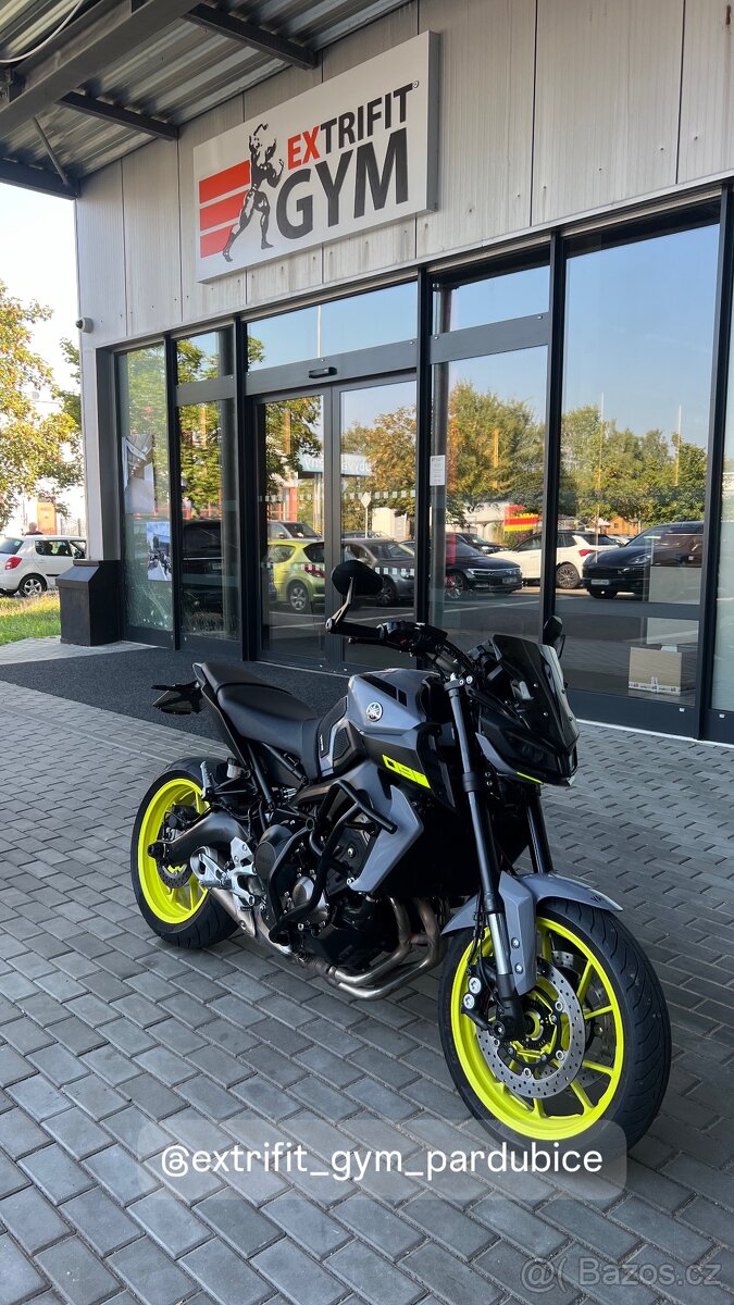 Yamaha mt 09