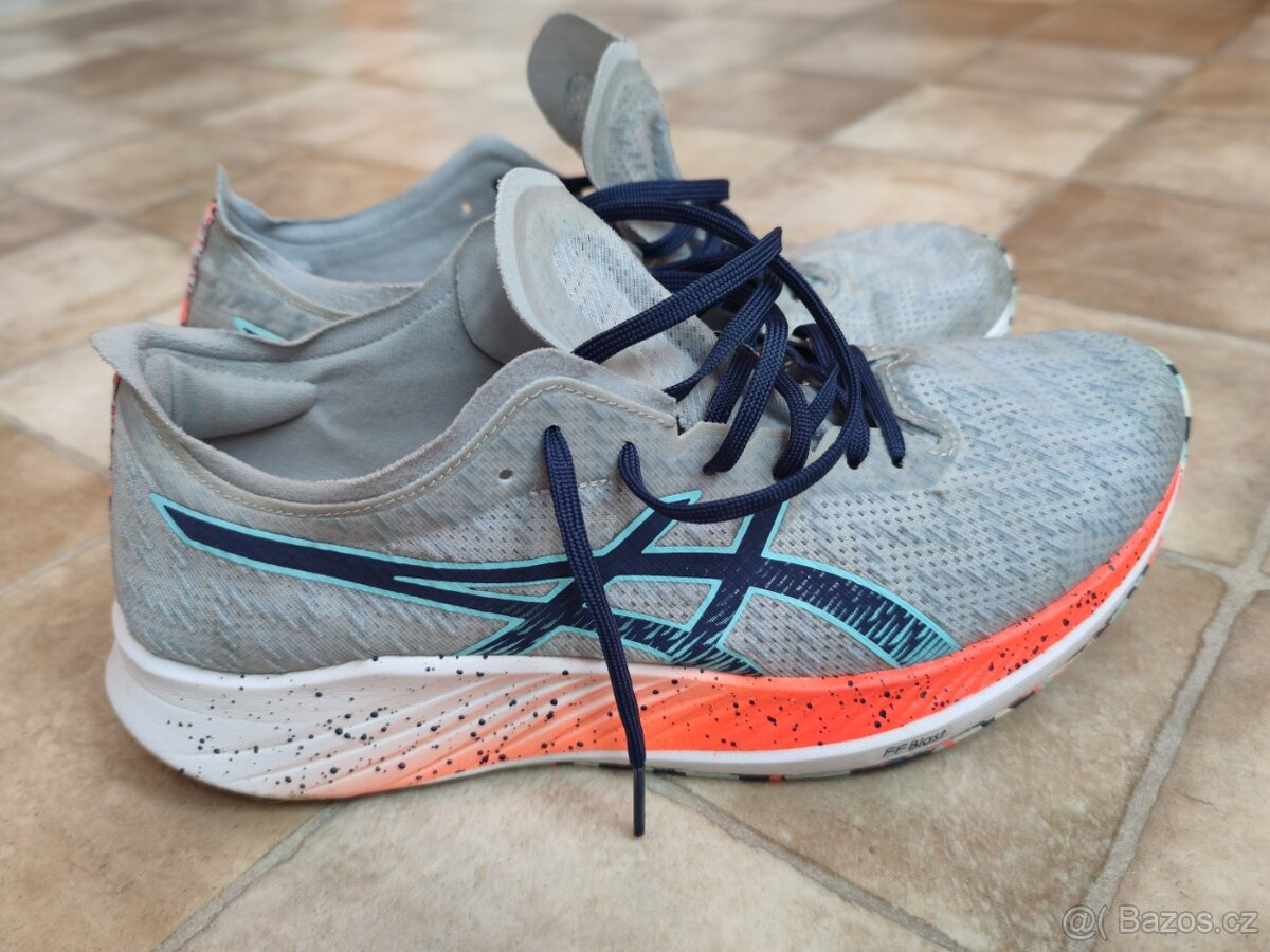 Asics Magic Speed