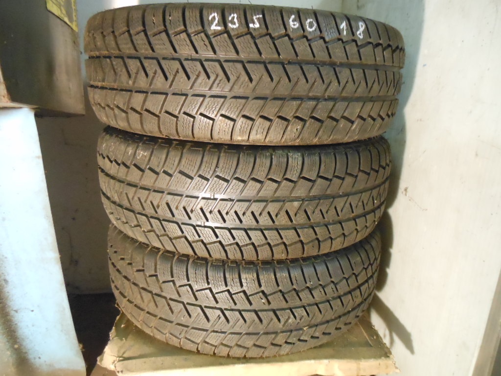 ZIMNÍ PNEU MICHELIN 235/60R18