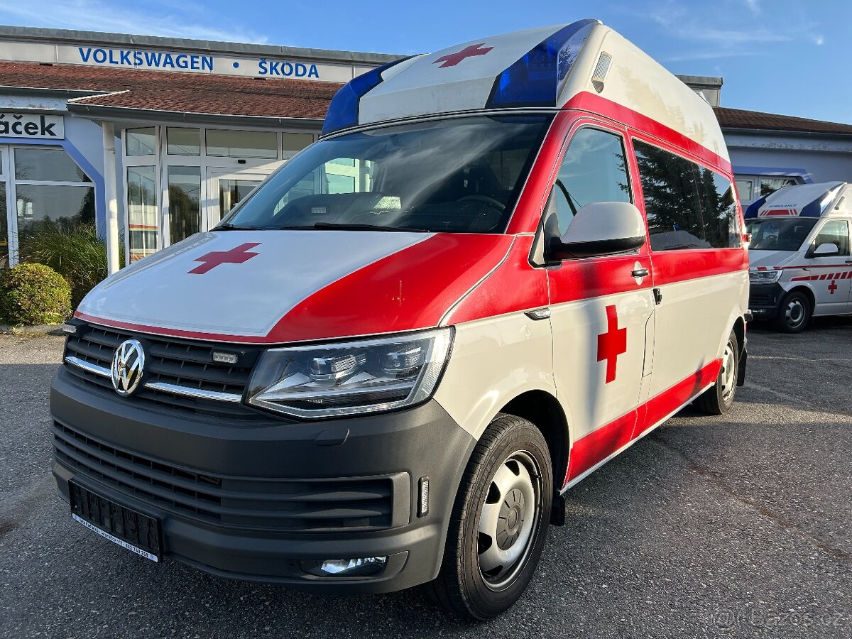 VW Transporter T6 - 2.0 TDI Sanitní vůz 4x4