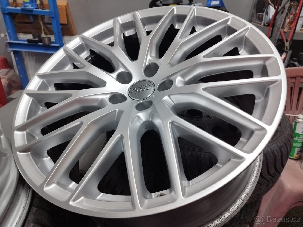 Originální Alu kola Audi Q7 4M 5x112 R20