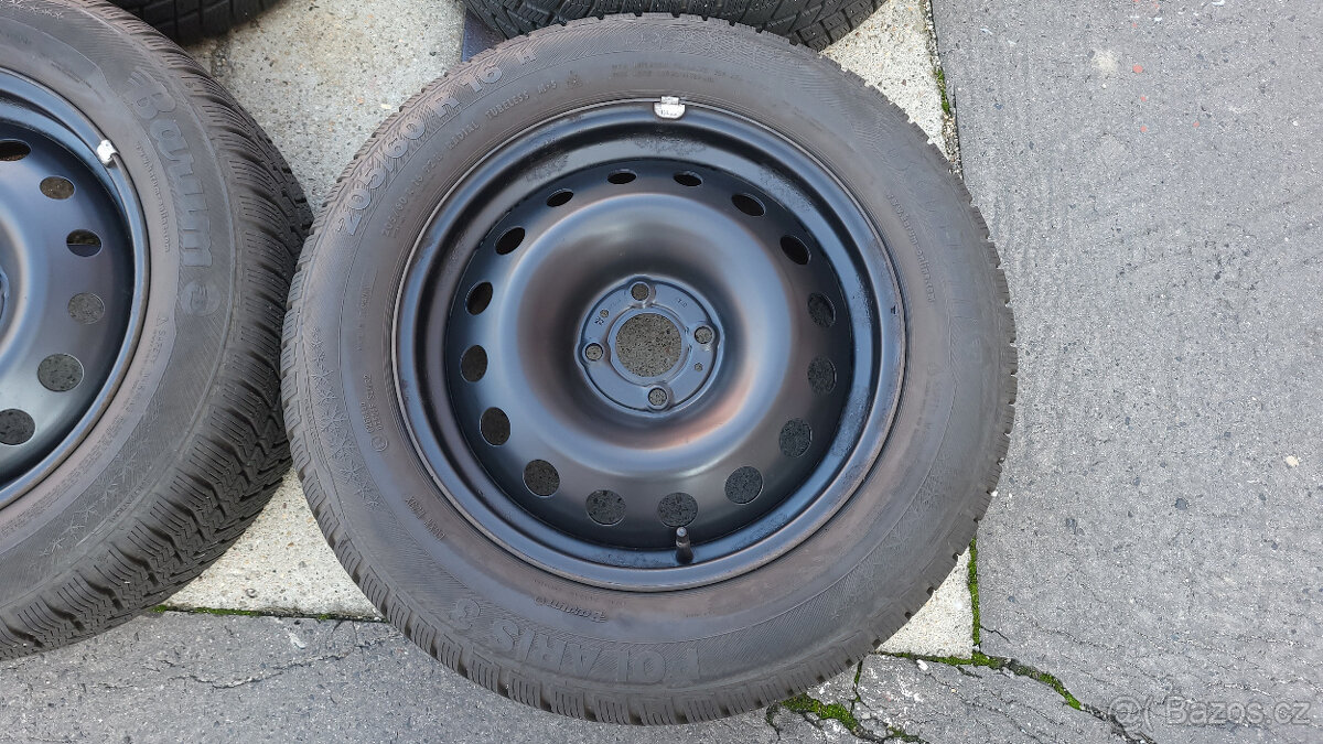 99% zimní kola 16" 4x100 Renault Captur