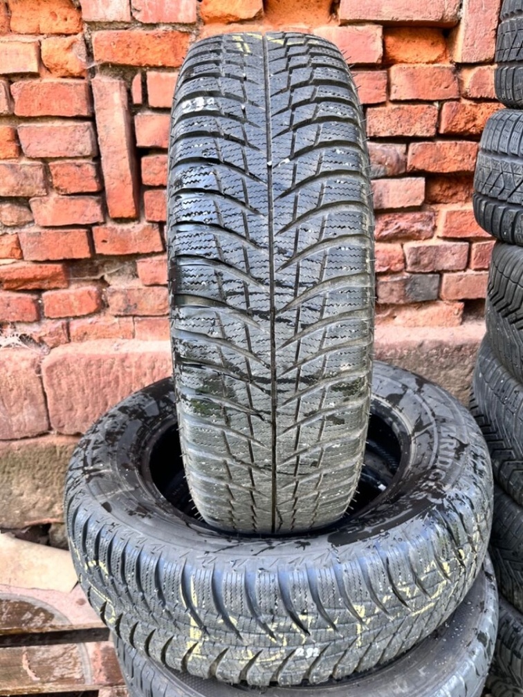 2ks. 215/65 R17 zimní pneu - jak nove