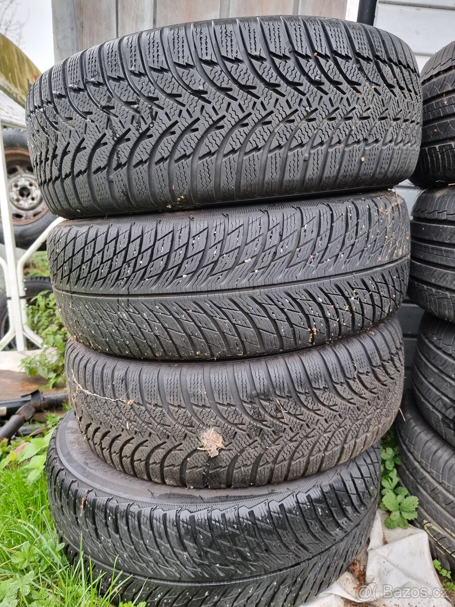 225/60 r17 zimní kumho/michelin