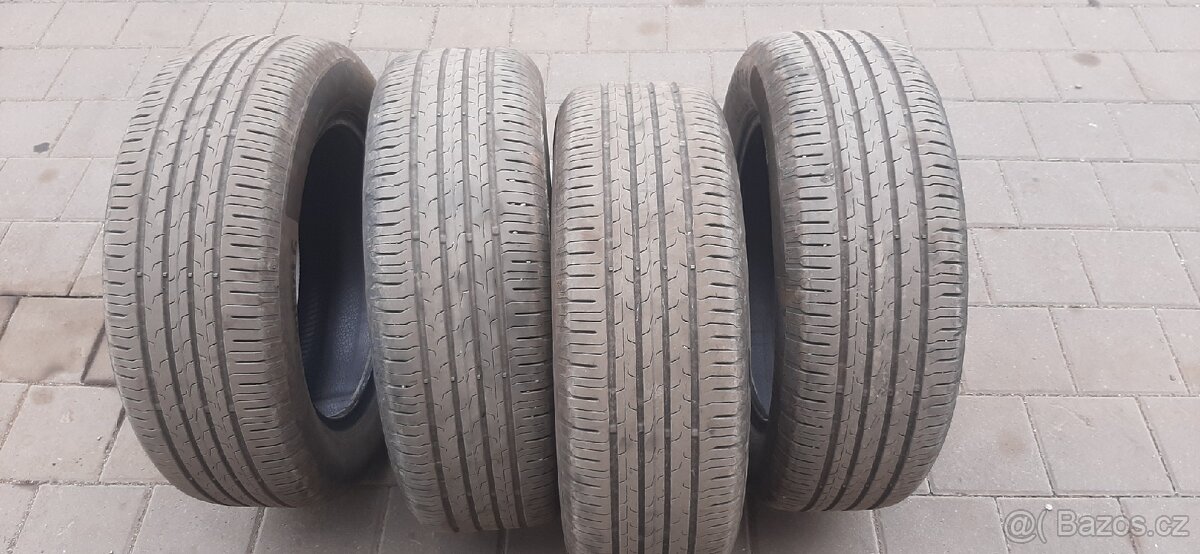 Pneu 215/60 R17 96H