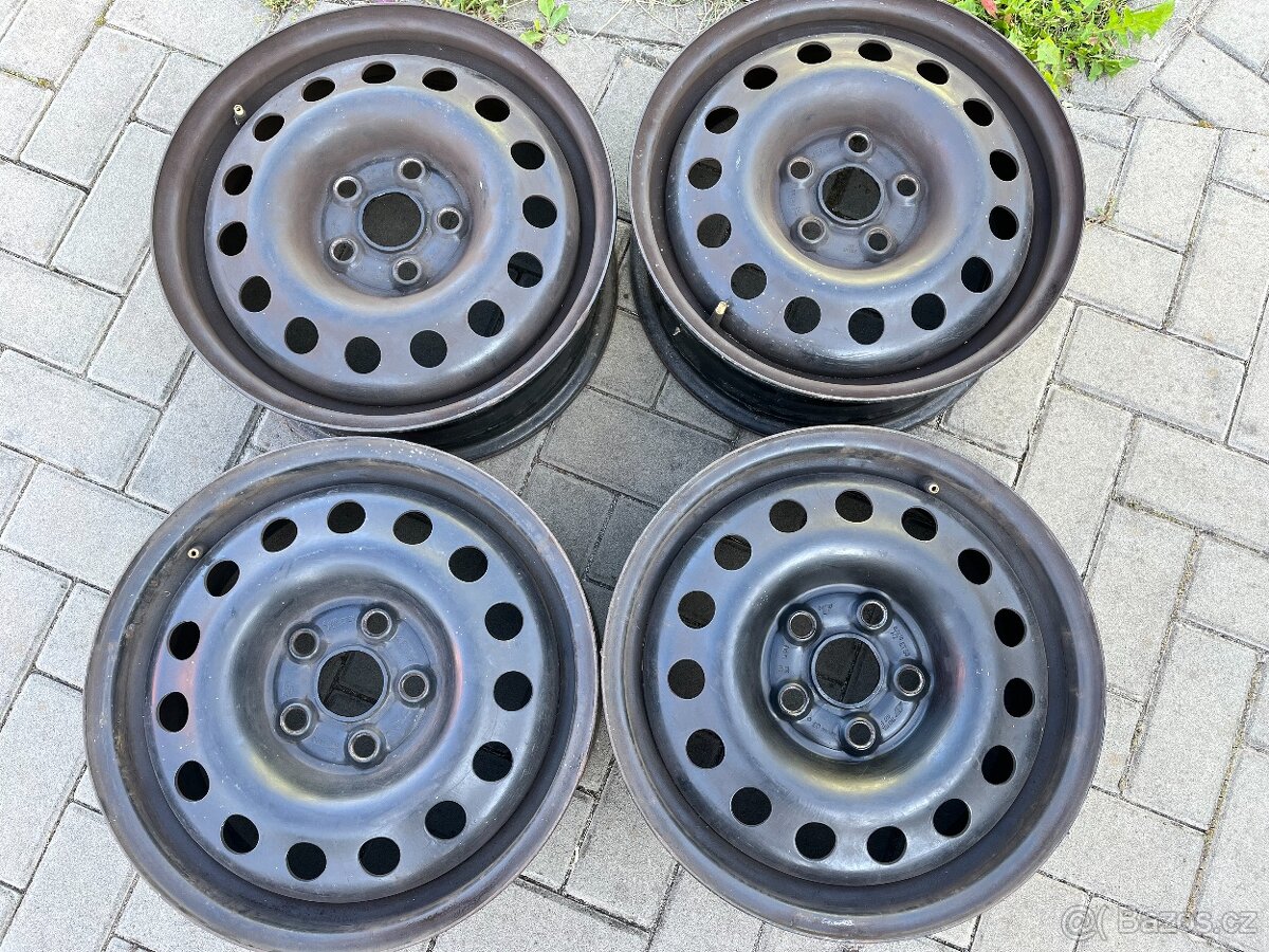 4x plechové disky 5x112 R16, zachovalé