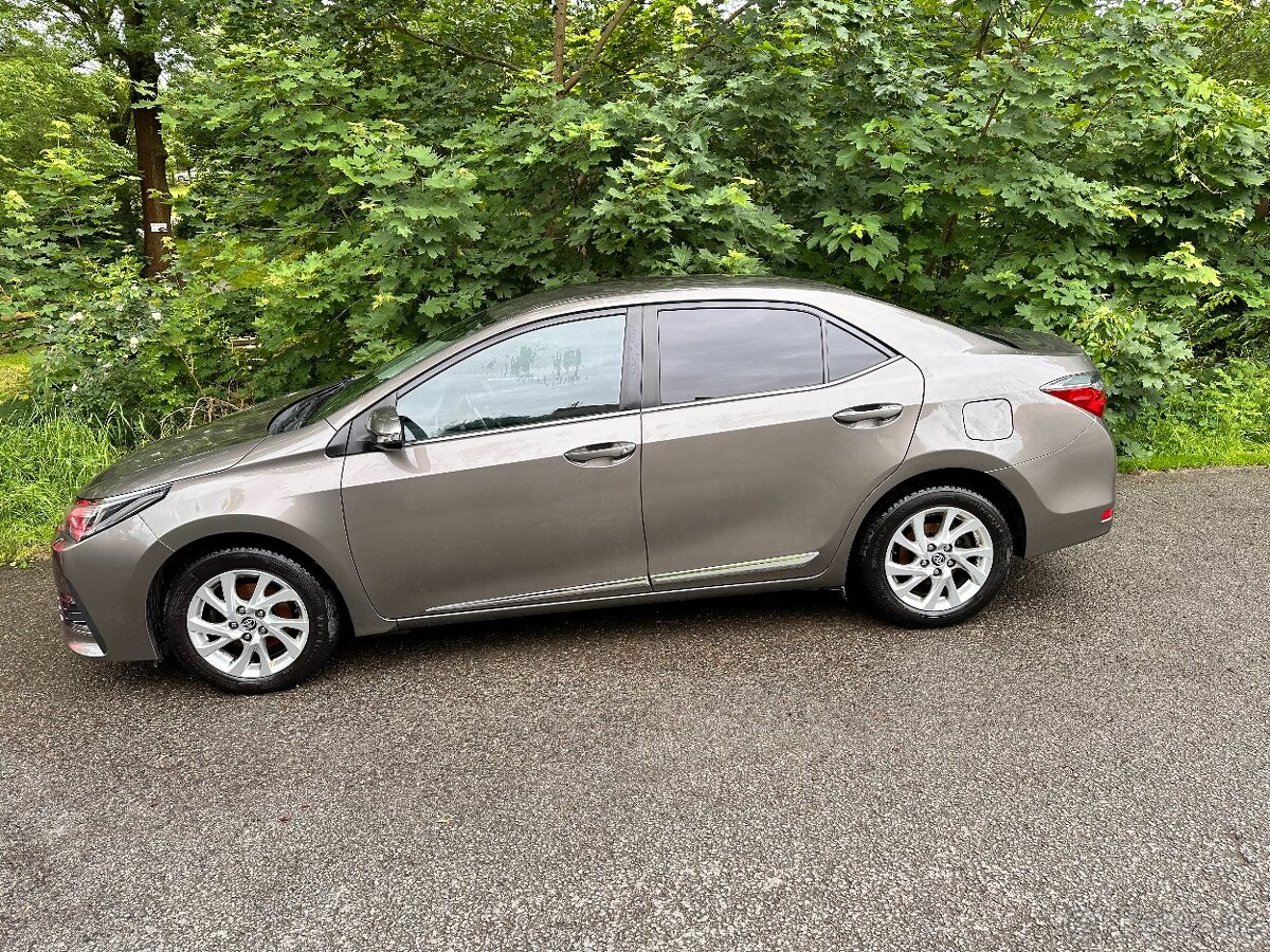 Toyota Corolla1.6 Valvematic 97kW 2016 odpočet DPH