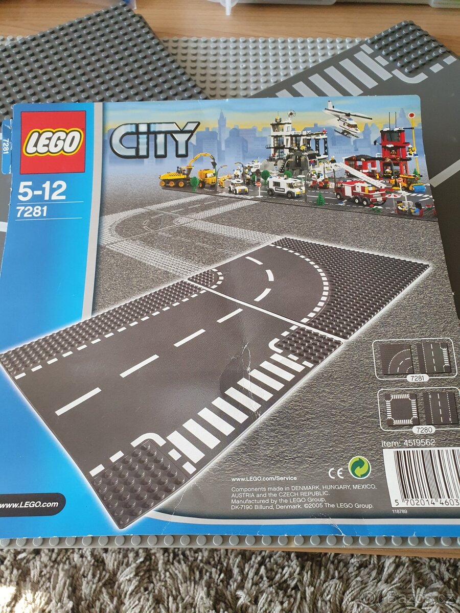 Lego City - křižovatka, zatáčky, stavěcí deska