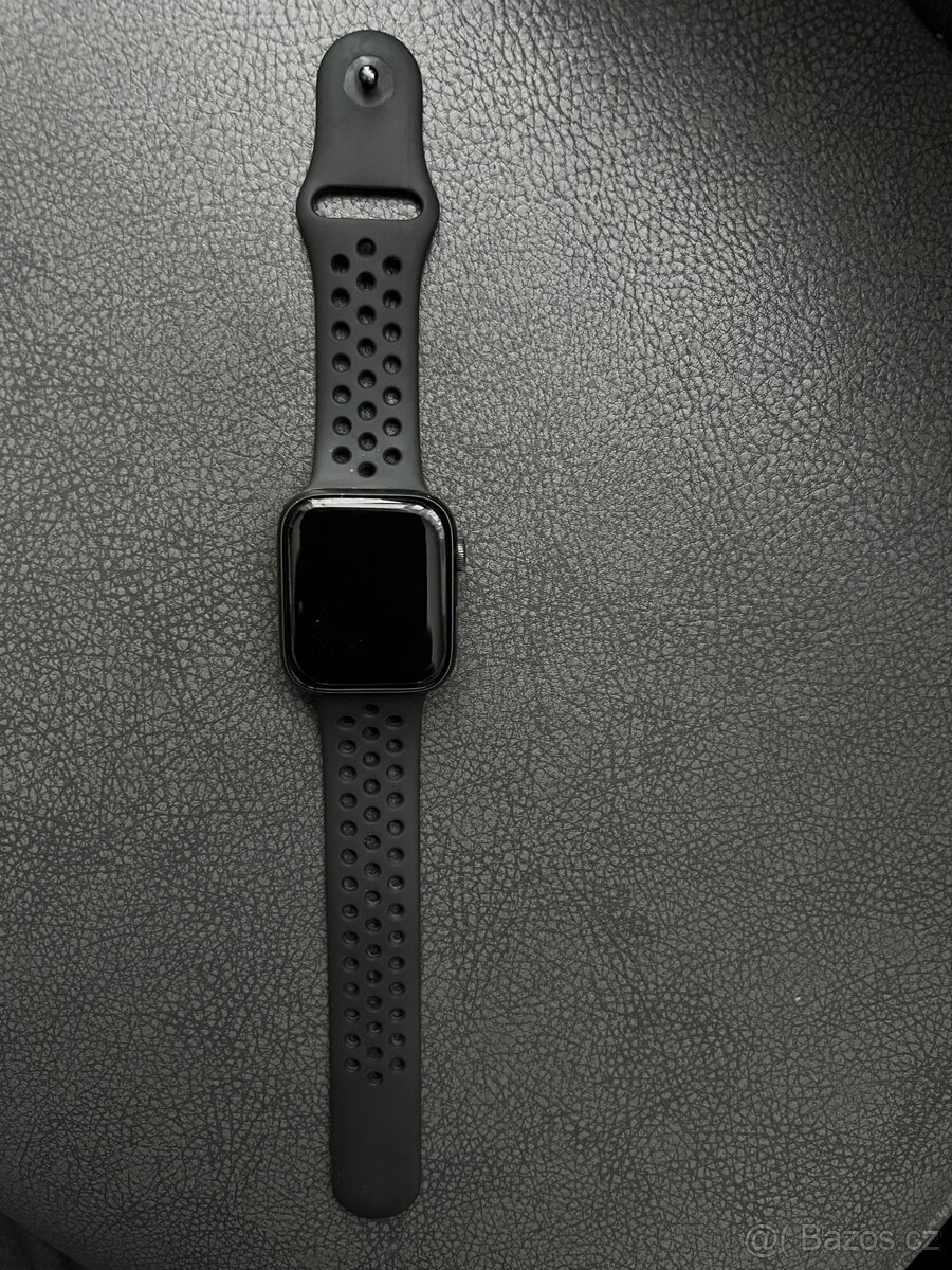 Apple Watch 5 Nike