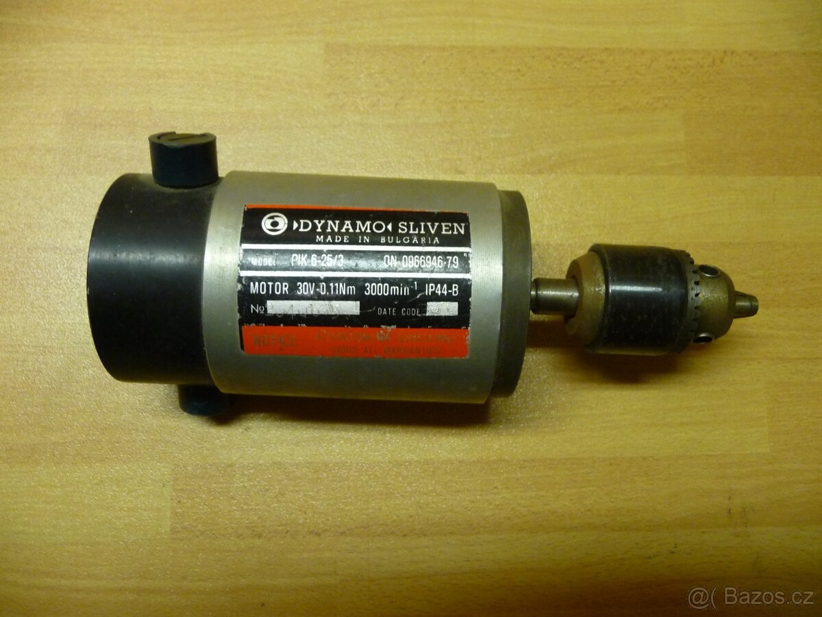 motor 30V se sklíčidlem