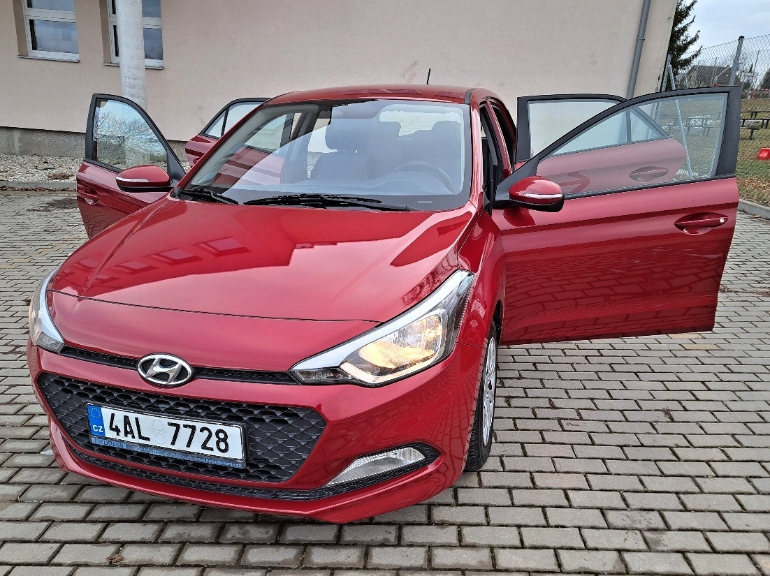 HYUNDAI i20 1.3i 62kW 2015 KLIMA, 1.MAJ CZ, STK 2027