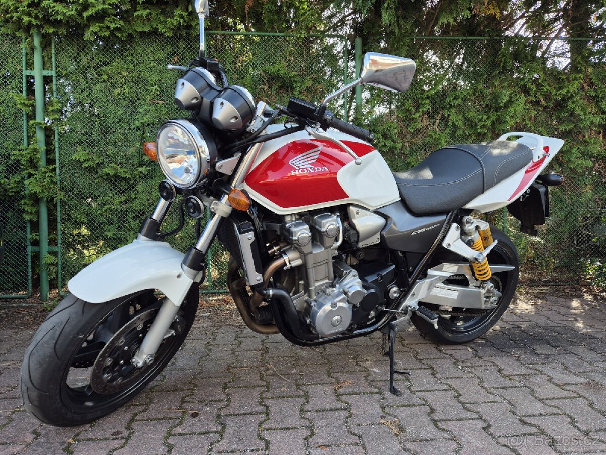 Honda CB1300 RV 2003 49500km, bez investic.