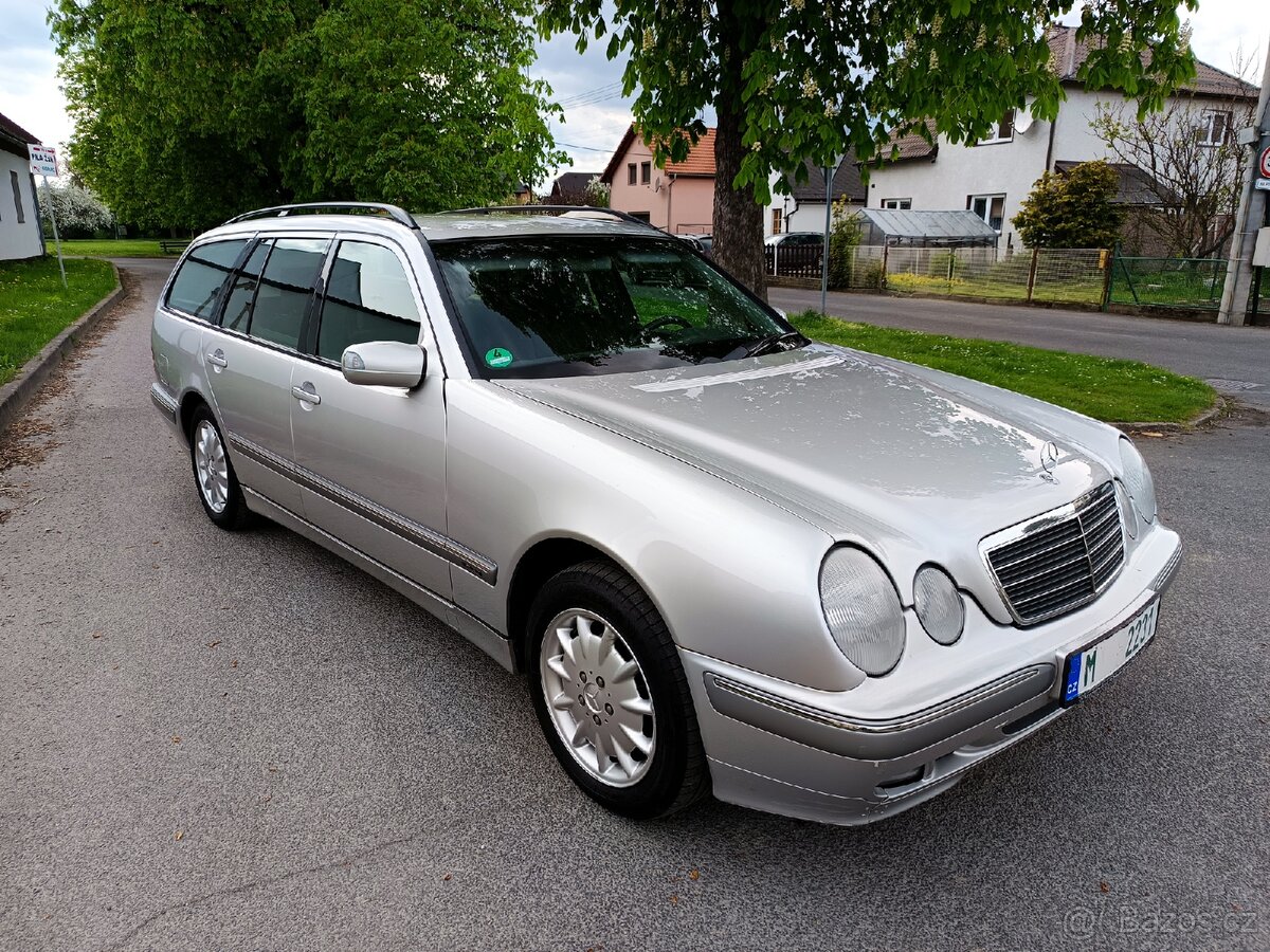 Mercedes Benz E 240 benzín/LPG rok 2002