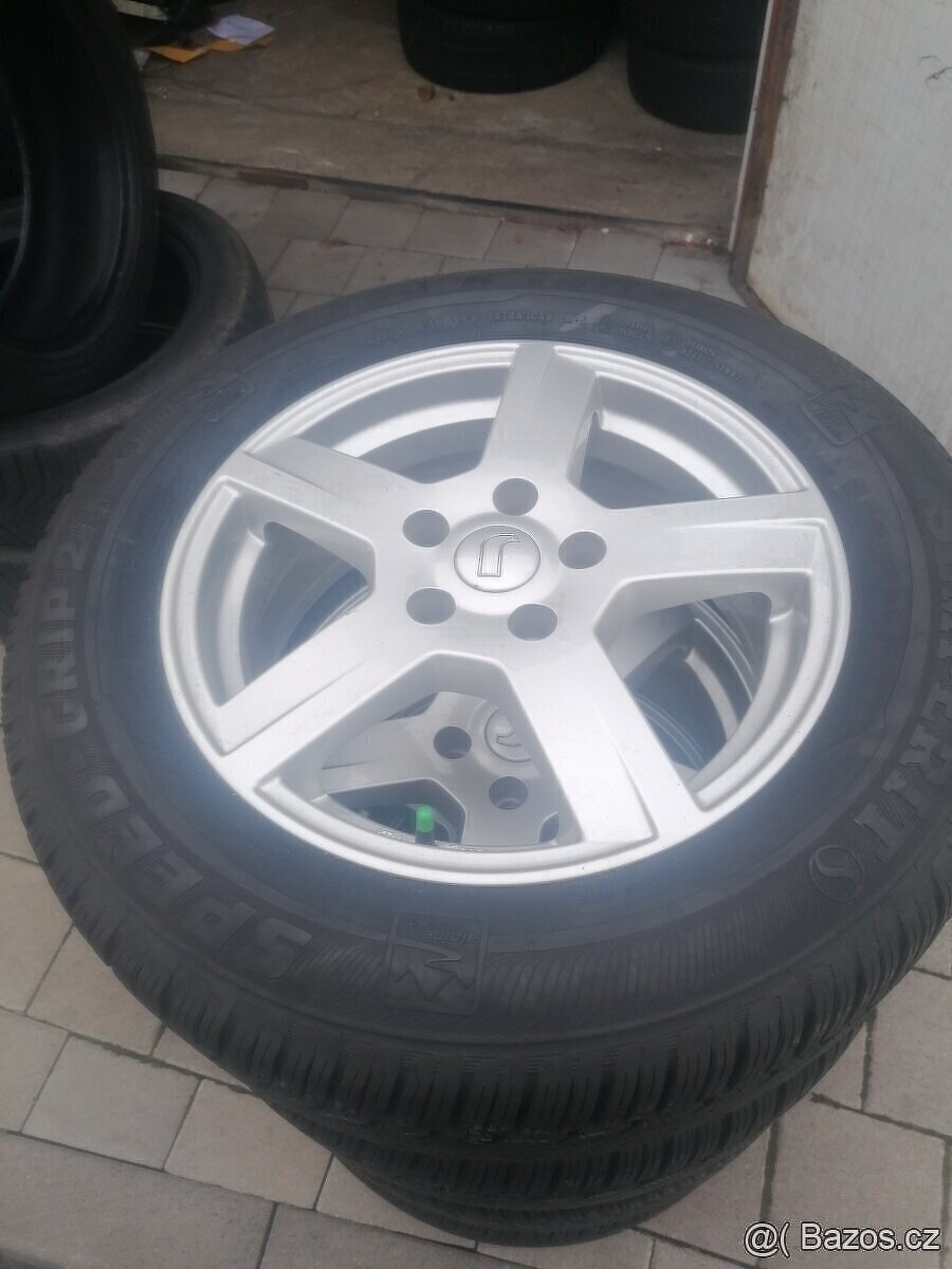 Sada ALU kol rozteč 5x112 s zimní pneu 215/65/16