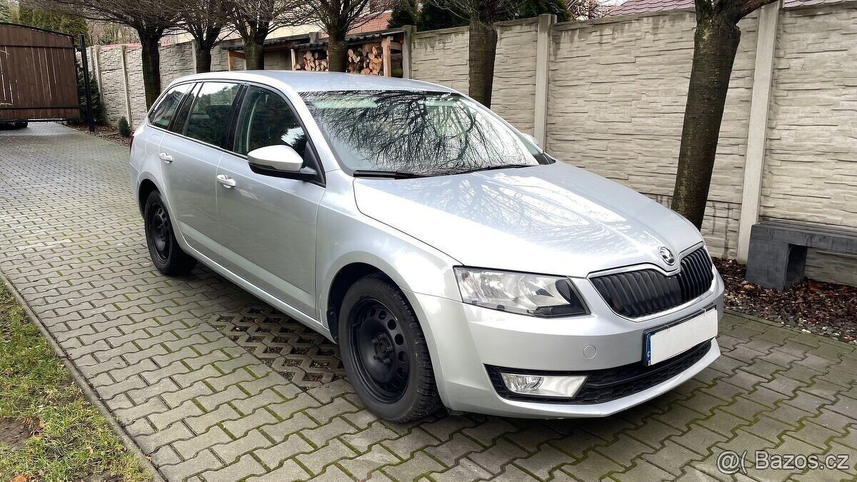 ŠKODA OCTAVIA COMBI 1.6 TDI 81KW AMBITION-1.maj,koup.v CZ