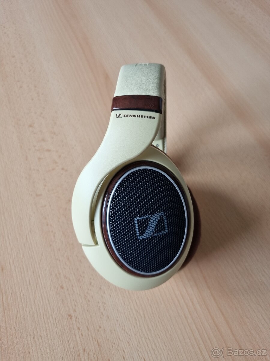 Sennheiser HD 598