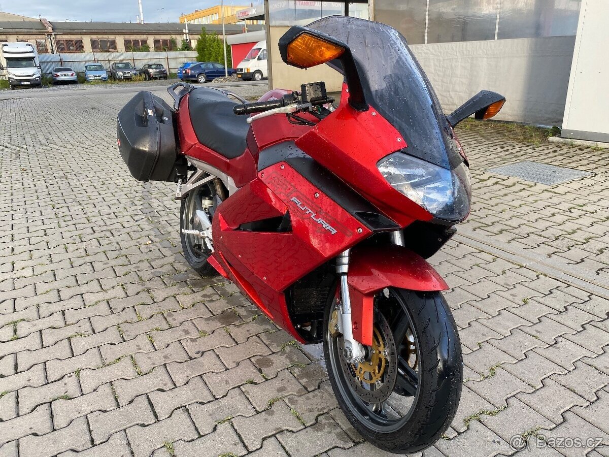 Aprilia RST 1000 Futura