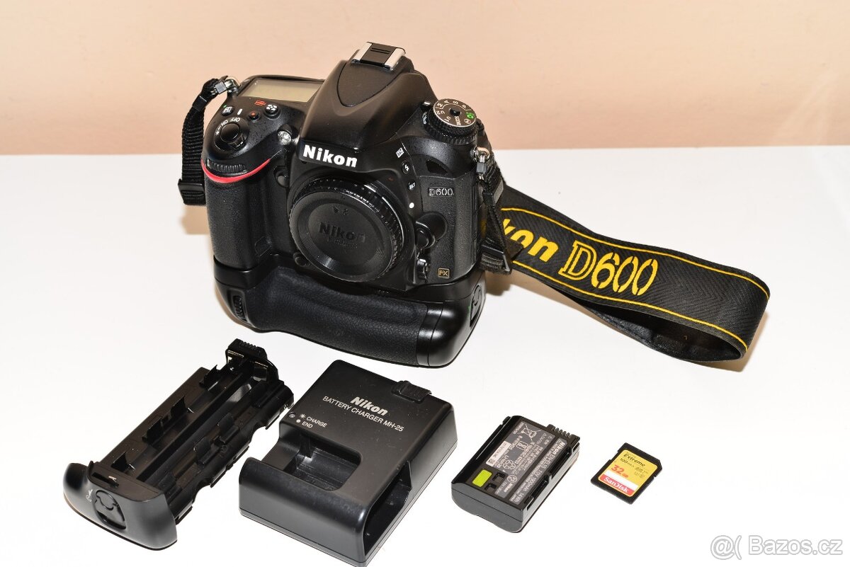 Nikon D600 FX + Battery Grip