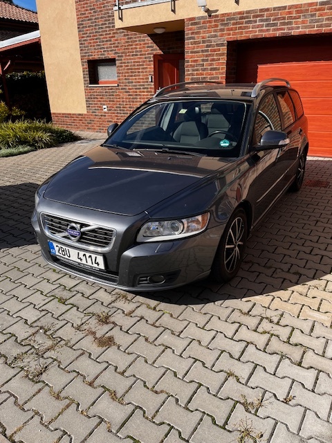 VOLVO V50 1,6D 2011 84kW,  187 t.km