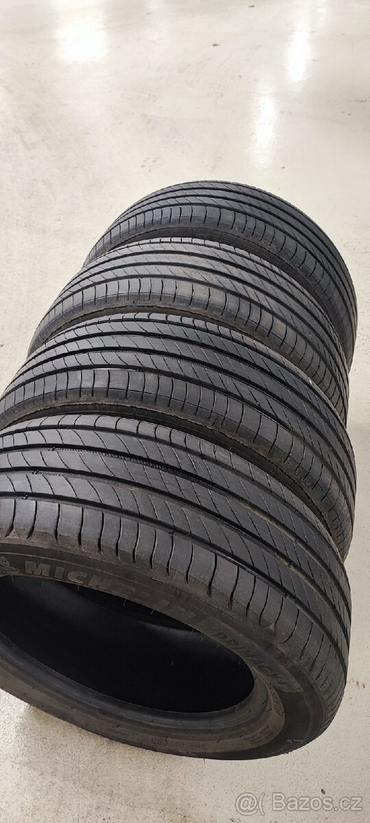 Letní 225/45/17 Michelin Primacy 4, DOT 4521, vzorek 6.1mm