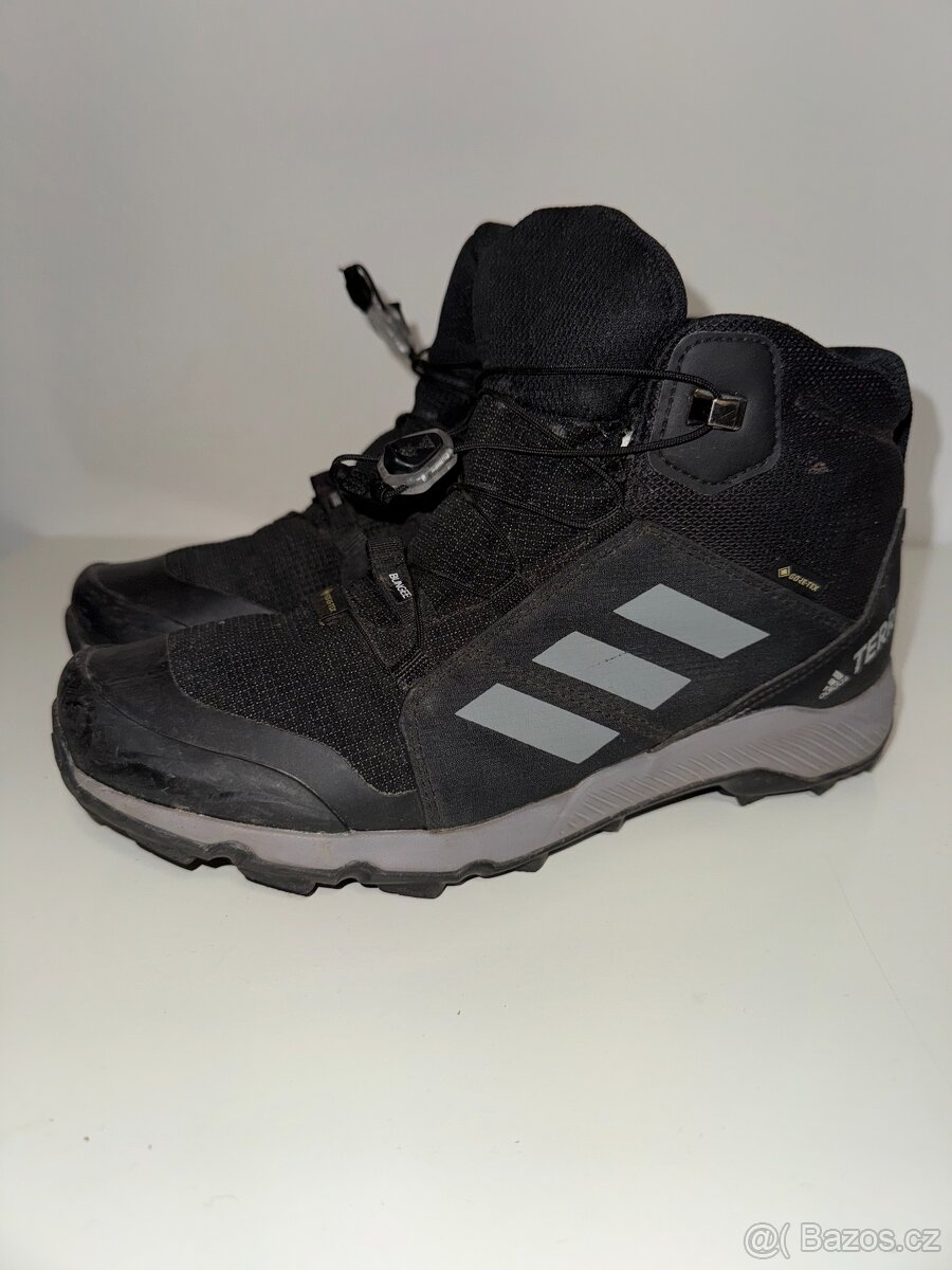 Zimní obuv Adidas TERREX MID GORE-TEX vel. 38