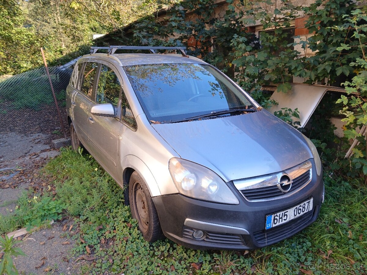 opel zafira b cng 7 míst