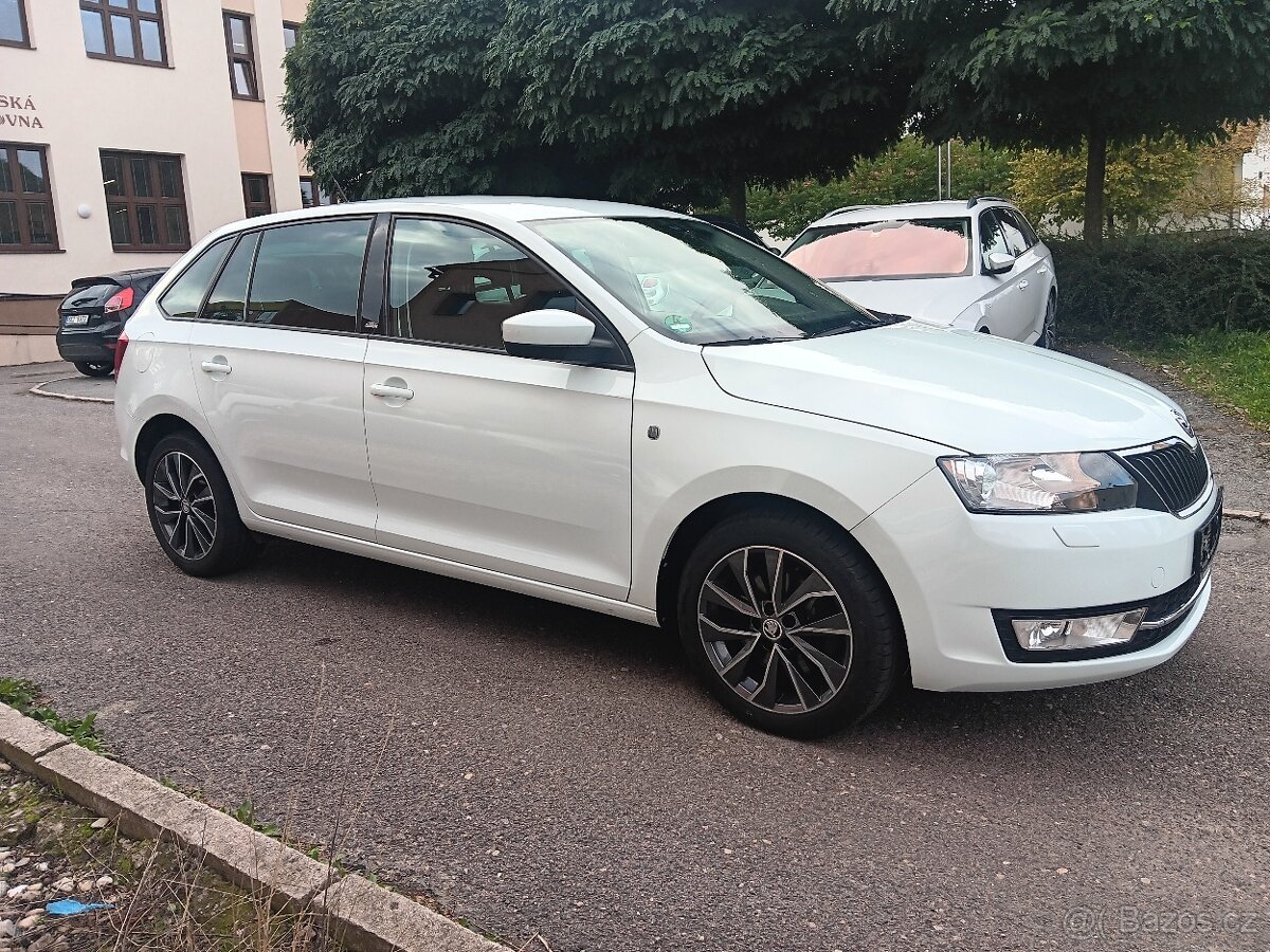 Prodám Škoda Rapid 1.6TDI 66kw nafta rok výroby 12/2015