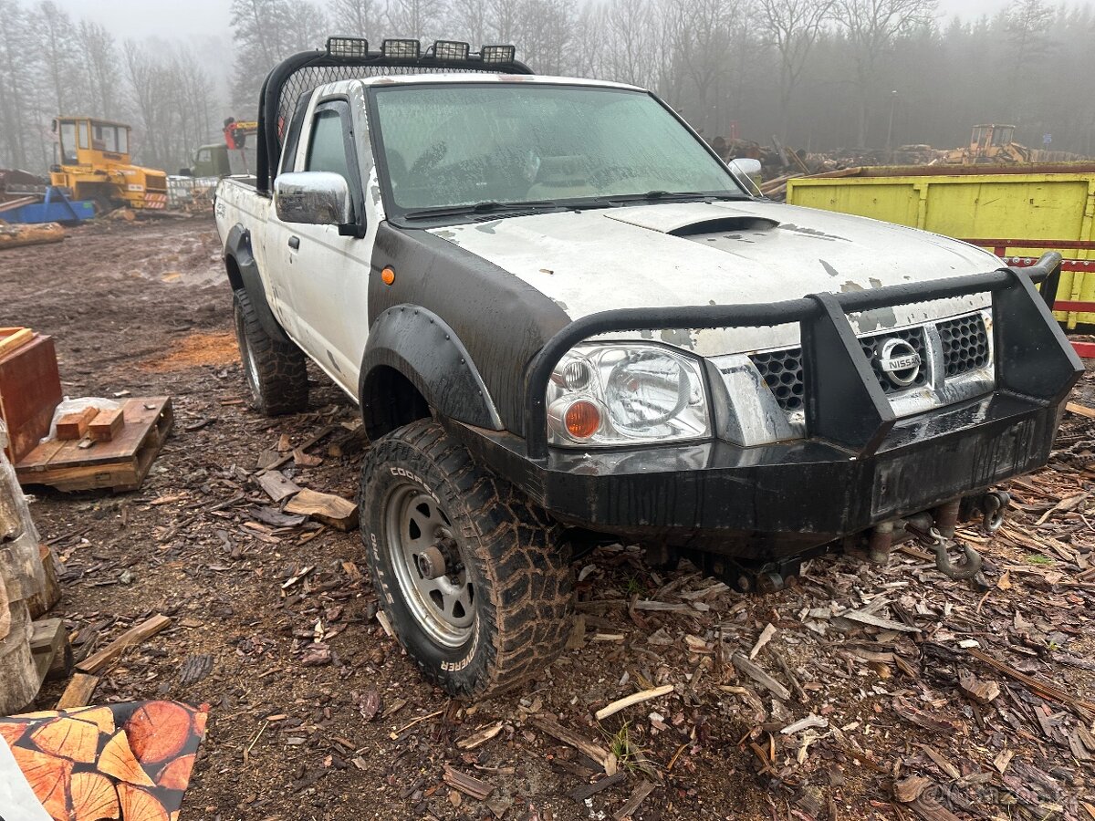 Nissan Navara d22