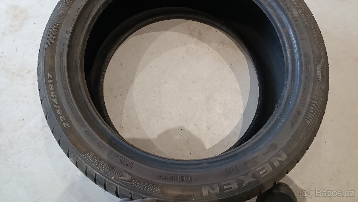 Pneu nexen 225/45 r17