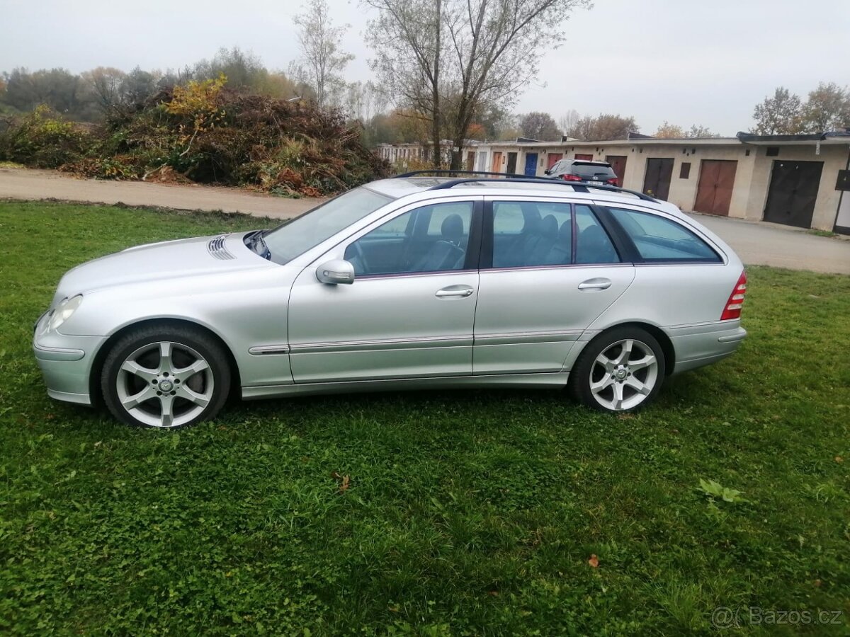 Prodám Mercedes-Benz C320cdi